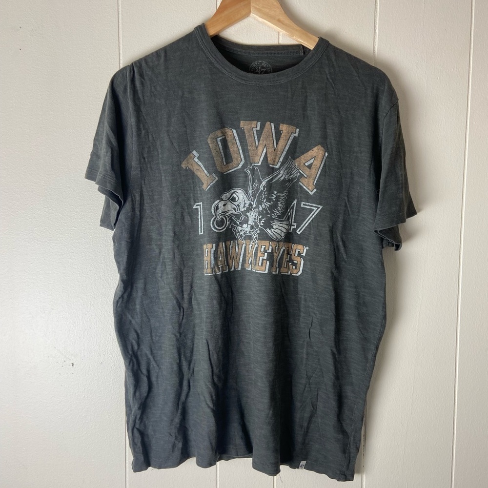 Iowa Hawkeyes T shirt